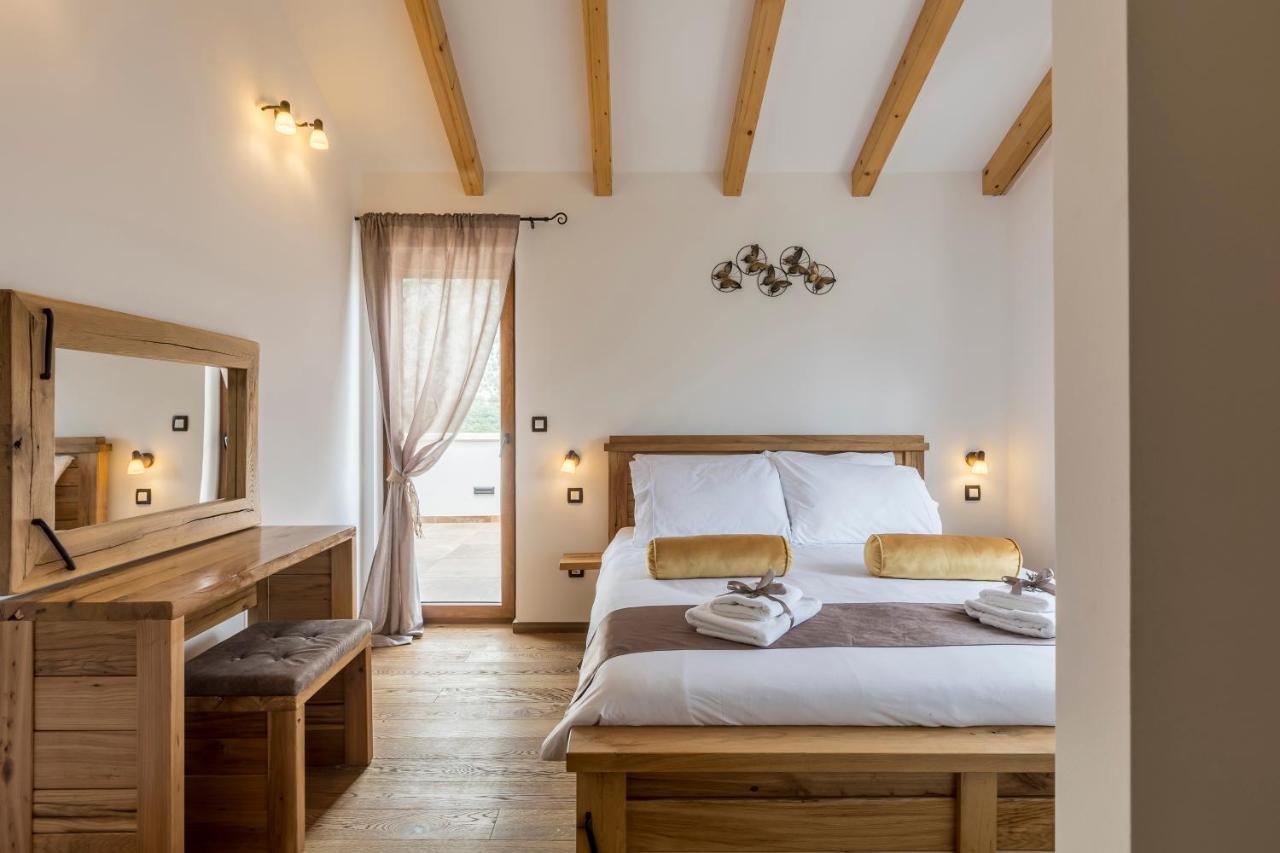 Villa Grey Stone Gata Bagian luar foto