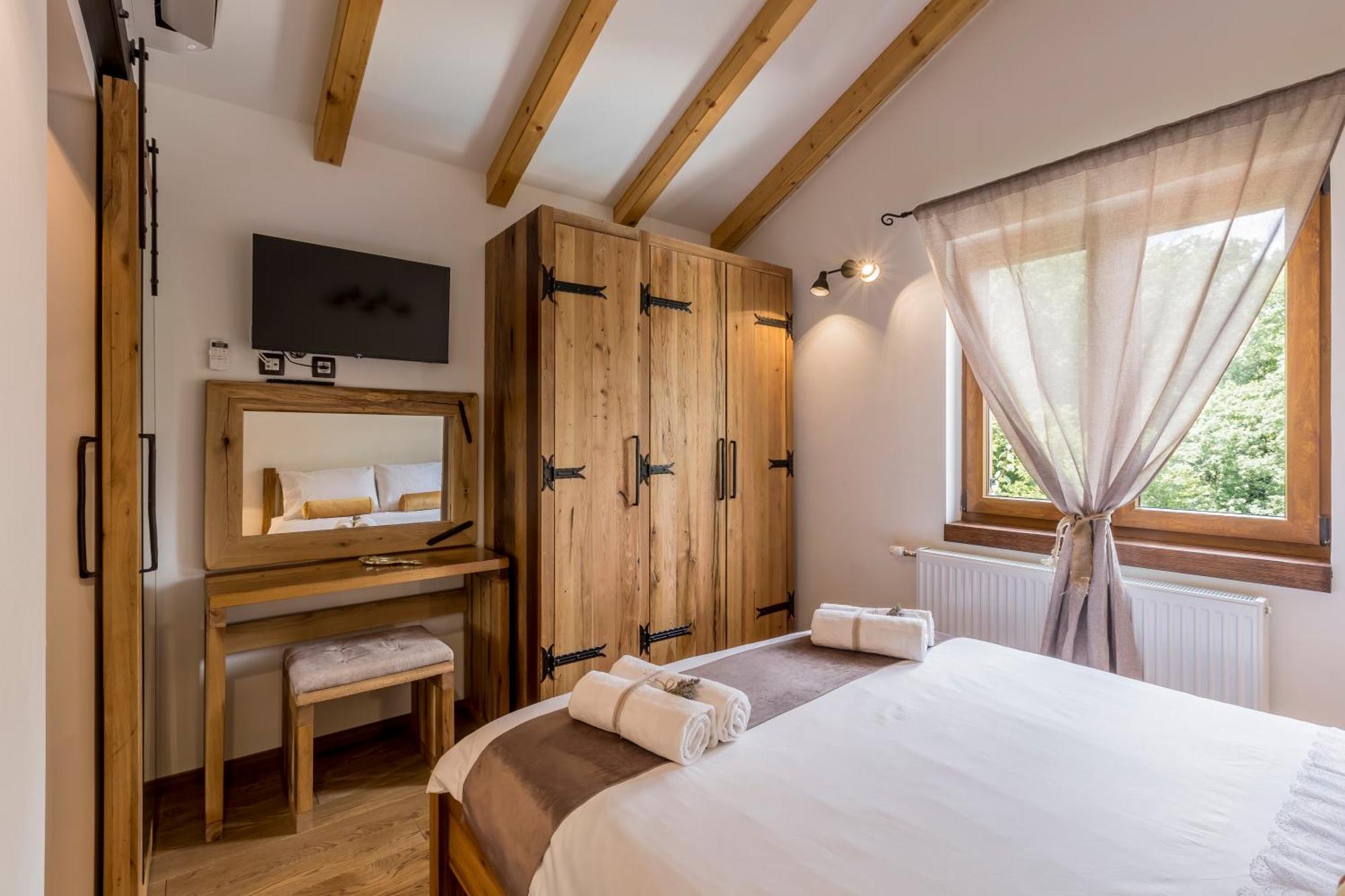 Villa Grey Stone Gata Bagian luar foto